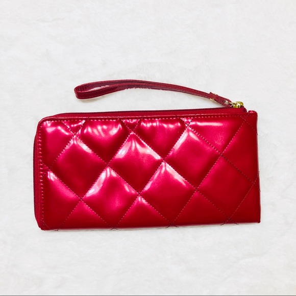 Joy & Iman red patent leather clutch - Picture 2 of 4